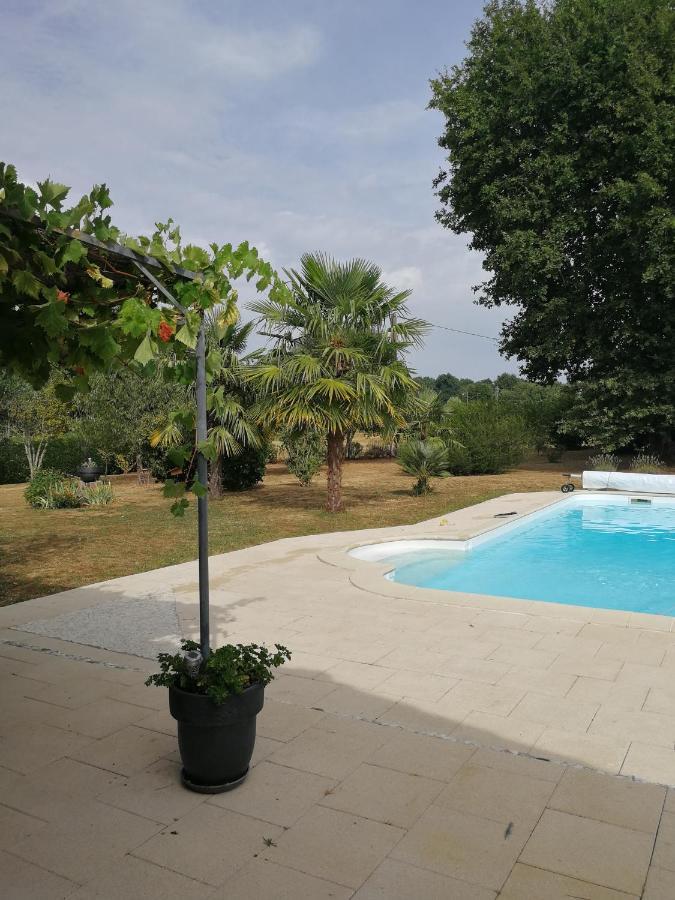 Bed and Breakfast Au Doux Repos Lucbardez-et-Bargues Exterior foto